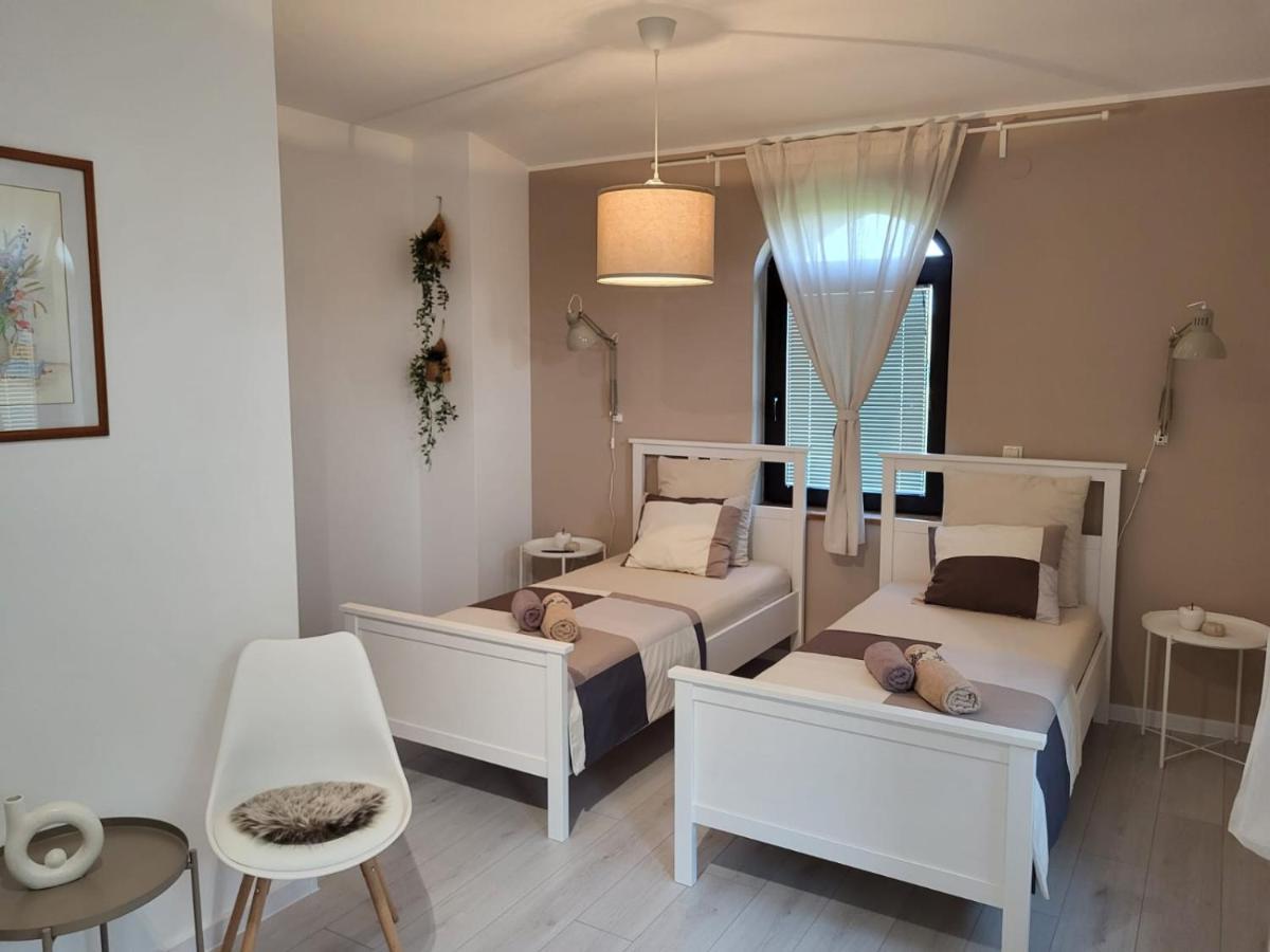 Apartmán Sobe Pilajevo 2, 183 Ulica Stjepana Radica, Gola Exteriér fotografie